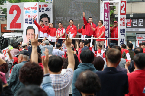 '與 실책' 접전 구도 이어지는 서울·영남권…보궐선거는 단일화가 관건?