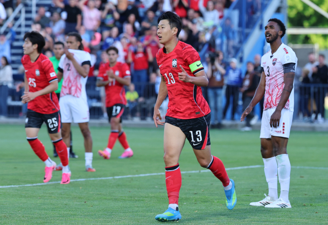 손흥민이 31일(한국시간) 미국 유타주 프로보에 위치한 브리검영대 사우스필드에서 열린 대한민국과 트리니다드 토바고의 평가전에서 첫 골을 성공시키고 환호하고 있다. 연합뉴스