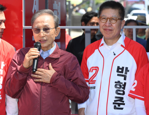 박근혜 이어 이명박까지 등판…부산서 박형준 지원 총력전