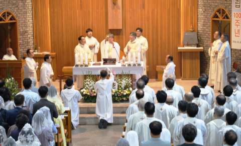 대구 남산성당, 설립 100주년 기념미사 및 역사서 봉헌