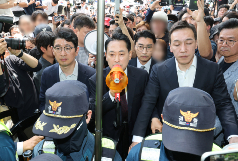개표소 달려간 장동혁 