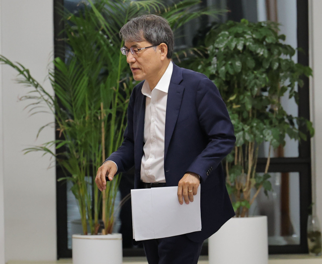 [속보] 노태악 선관위원장 사퇴 