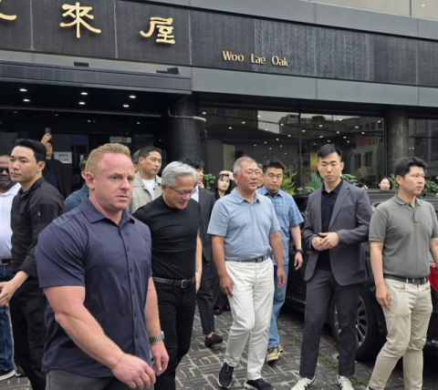 젠슨 황·정의선, 평양냉면 회동…피지컬 AI 동맹 강화