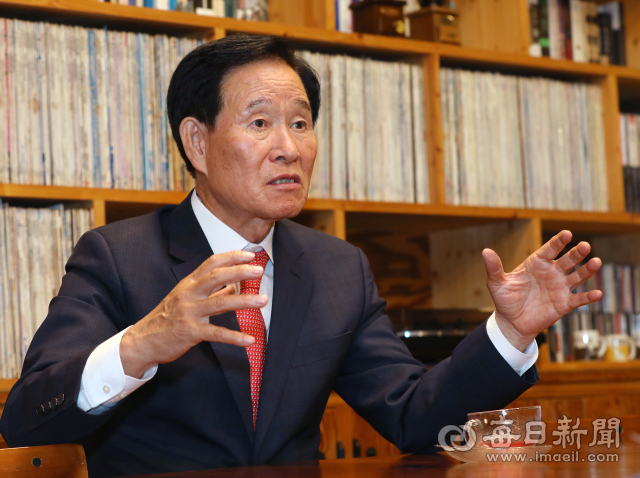 추경호 당선인의 대구시장직 인수위원장이 된 곽대훈 2·28민주운동기념사업회장. 정운철 기자 woon@imaeil.com