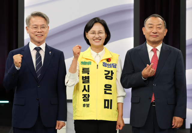 [속보] 광주·전남 사전투표 10곳서 '득표수 동일' 논란…선관위 