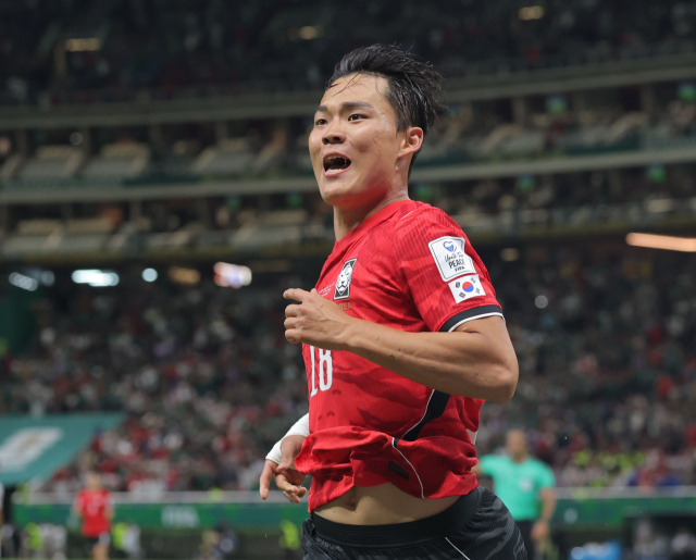 11일(현지시간) 멕시코 사포판 과달라하라 스타디움에서 열린 2026 북중미 월드컵 A조 1차전 한국과 체코의 경기. 한국 오현규가 후반 팀의 두 번째 골을 넣은 뒤 기뻐하고 있다. 연합뉴스