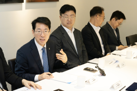 중동전쟁 장기화에 해운업계 비상…정부·업계 대응책 논의