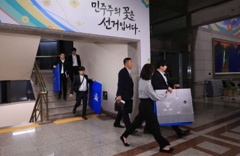 '감투 나눠먹기' 된 선관위원직?…전문성·책임성 개선 요구 높아