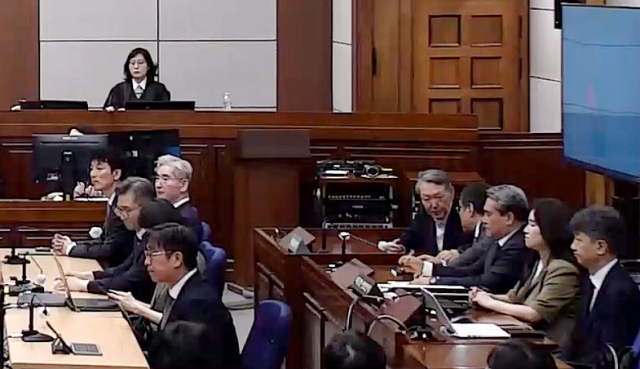 尹, '평양 무인기' 징역 30년 선고…외환도 유죄
