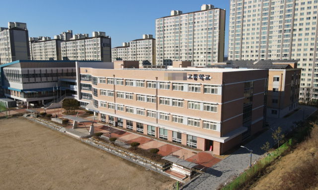 경북지역 한 고등학교의 전경 모습. 윤영민 기자