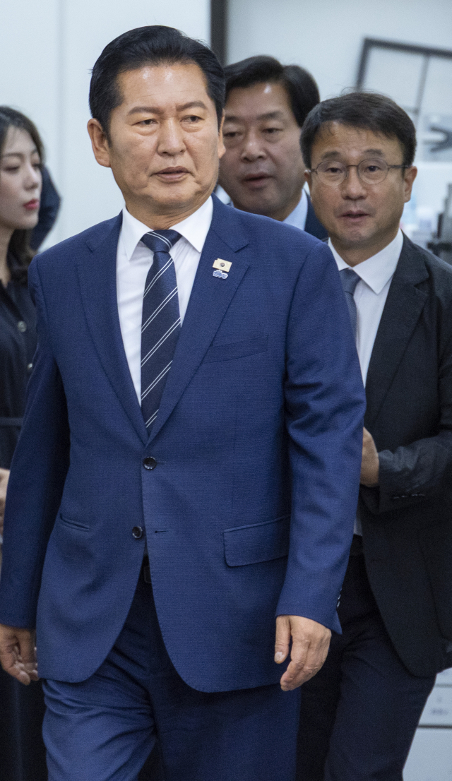 이재명 '책임' 메시지에…친명계, 정청래 연임 겨냥 