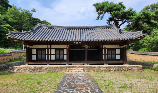 경북도 문화유산자료로 지정된 칠곡 왜관읍 완석정. 칠곡군 제공