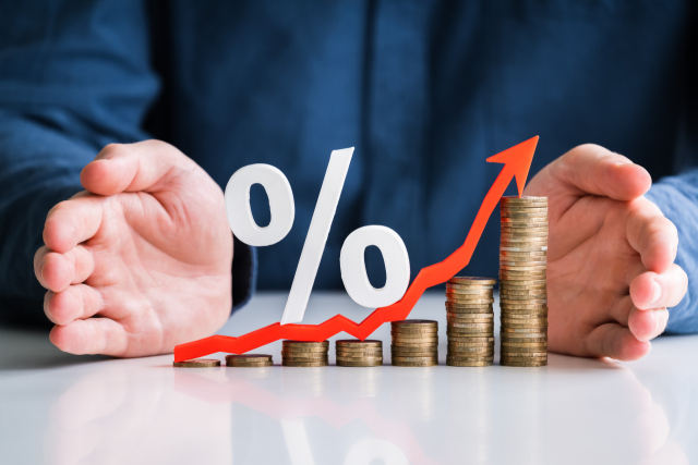 [속보] 일본은행, 6개월만 기준금리 1%로 인상…31년만 최고