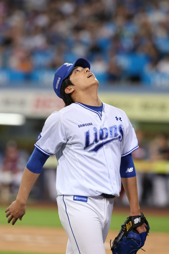 삼성 라이온즈의 원태인이 16일 대구에서 열린 키움 히어로즈와의 경기에 선발 등판, 6회를 마무리한 뒤 홀가분한 표정을 짓고 있다. 삼성 제공
