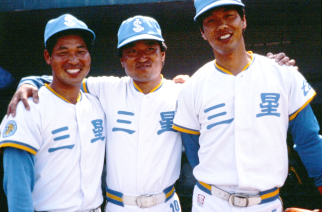 1990년 겨울 극기훈련에 나선 삼성 라이온즈 선수들. 당시만 해도 이런 훈련 풍경이 낯설지 않았다. 삼성 제공