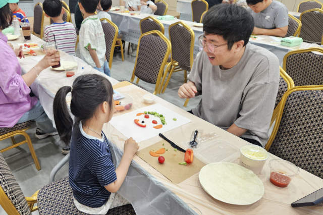 지난 14일 오후 청송군가족센터에서 