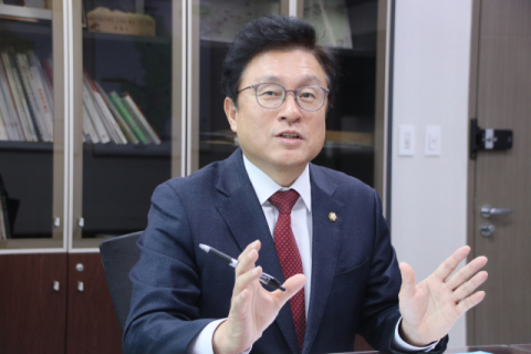 [인터뷰] 영덕 원전 유치에 소매 걷은 '국회 에너지 수석' 박형수 의원