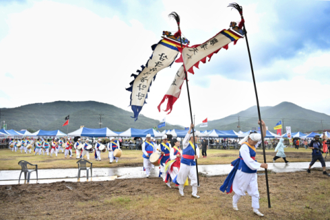 1,300년 이어온 향토문화축제 '제8회 군위 장군 단오축제' 열려