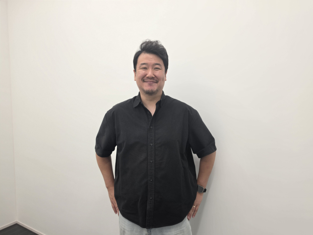 대구 수성알파시티 내 베리어스아트텍 본사에서 김우석 대표가 자사의 스튜디오(베리어스사운드)에 대해 설명하고 있다. 정우태 기자