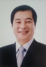 2026 매일시니어문학상 수필 부문 당선자 김치영 님.