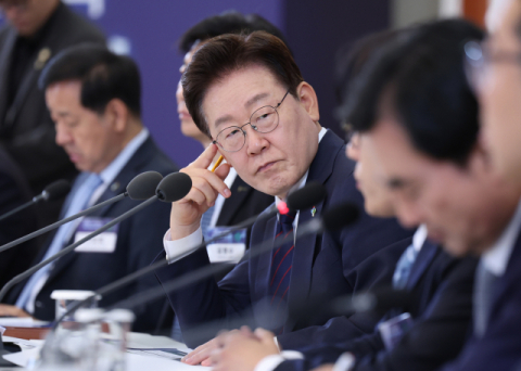 '기업 투자까지 좌우'…여권 독주에 국정 곳곳 '전쟁터'