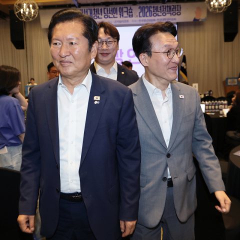與, 당권 경쟁 점입가경…유시민까지 참전해 '명청대전' 가열
