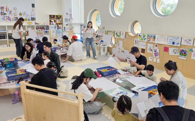 지난 27일 영진전문대학교 학생들이 지역 영유아 가족을 위한 체험행사인 