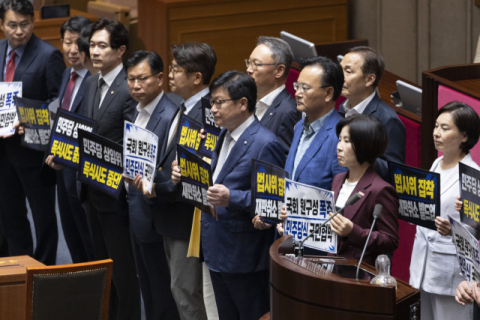 與 '입법 독주' 현실화되나…野는 국회 보이콧 검토