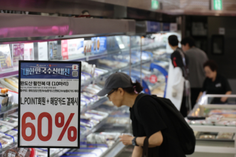 고단가 상품 줄이고, 음식은 먹을 만큼만…불황이 바꾼 소비