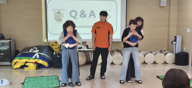 센터 인력 대상 심폐소생술 및 안전관리교육 연수 운영 장면. 창녕교육지원청 제공