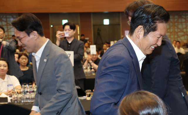 李·文 통합 목소리에도…與 당권주자, 주도권 잡기 혈안