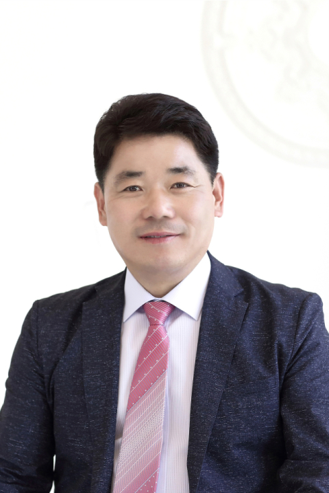 영주시의회, 10대 전반기 의장에 이상근, 부의장에 전규호 의원 선출