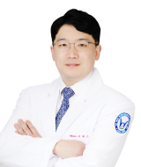 W병원 정형외과 이재근 원장