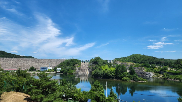 안동댐의 전경 모습. K-water 안동권지사 제공