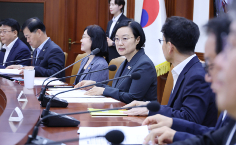 AI 고용충격 실시간 감지 상황판 구축…임금 보전 논의 착수