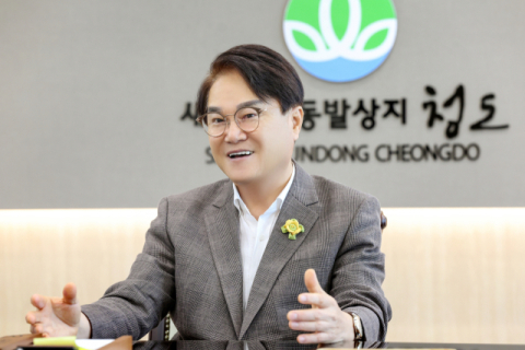 [속보]김하수 전 청도군수, 자신의 선산 주변에서 숨진채 발견