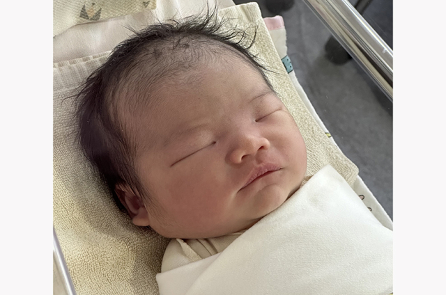 김유진아가