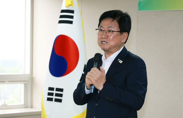 [단독] 교육부, 민주당이 의뢰한 5·18 교육현황 초중고 대상 조사