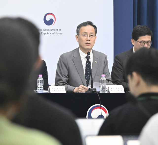 이형일 재정경제부 차관이 10일 정부세종청사에서 열린 하반기 경제성장전략 상세 브리핑에 참석, 주요내용을 발표하고 있다. 2026.7.14. 재경부 제공