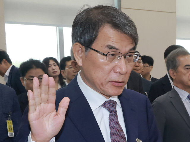 노태악, 배우자 해외출장 '셀프 결재'…출장비만 4129만원