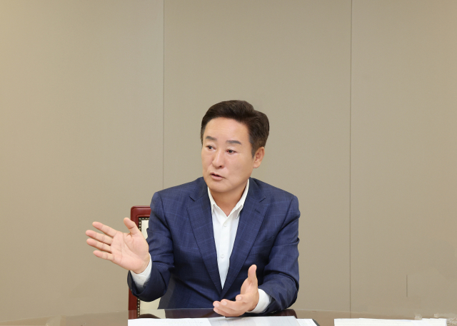 박권현 경북 청도군수가 매일신문과 인터뷰를 통해 민선9기 군정 운영 포부를 밝히고 있다. 청도군 제공.