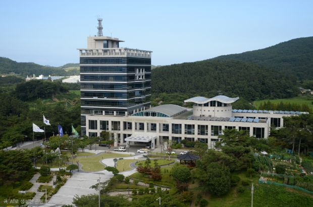 원전 현안 공유한다더니…기장군 이장 워크숍 '사교 행사' 전락