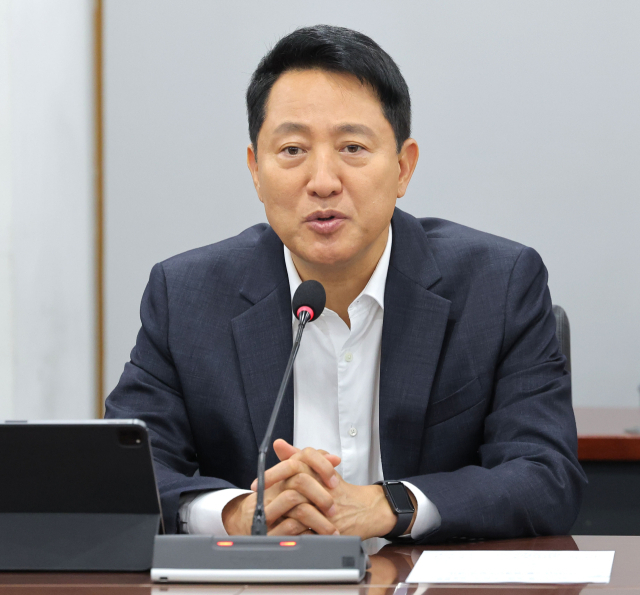 오세훈 서울시장이 15일 서울시청에서 열린 