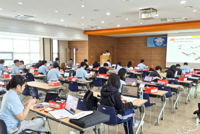 전국 AI 인재 한자리에…영진전문대, AI 여름방학 캠프 성료