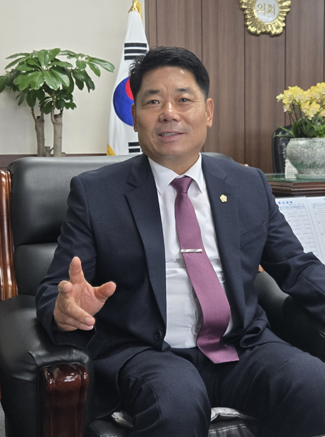 이상근 영주시의회 의장. 마경대 기자