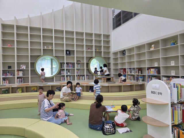 대구동부도서관이 오는 23일 약 1년간의 리모델링 공사를 마치고 도서관 재개관식을 개최한다. 대구시교육청 제공
