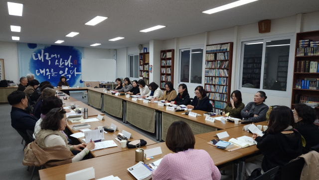 학이사독서아카데미 운영 모습. 도서출판 학이사