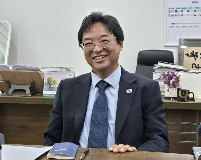 허소 더불어민주당 대구시당위원장이 23일 더불어민주당 대구시당위원장실에서 기자간담회를 갖고 있다. 강은경 기자 ekkang@imaeil.com