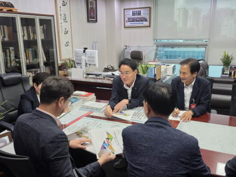 황병직 영주시장, 국회 찾아 2027년 국가예산 확보 총력
