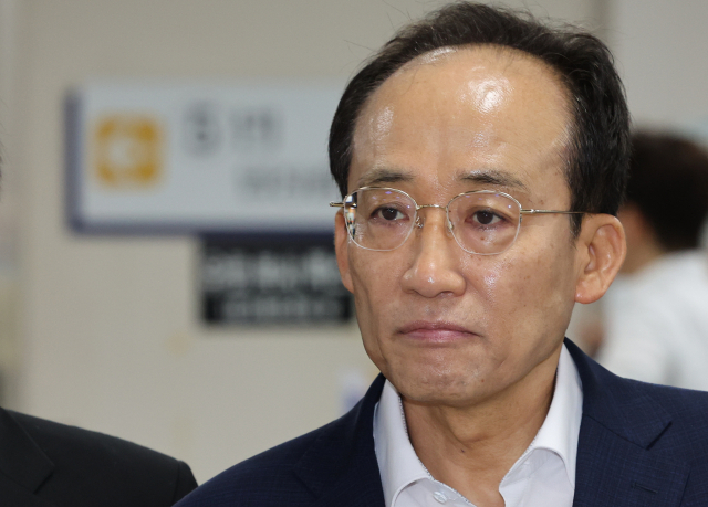 추경호 대구시장이 22일 서울 서초구 서울중앙지방법원에서 열린 내란 중요임무 종사 혐의 1심 속행 공판에 출석하고 있다. 연합뉴스